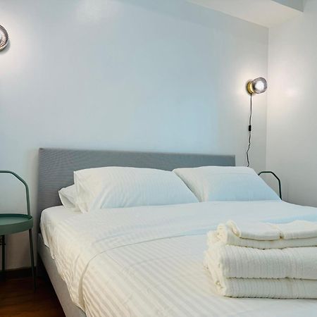 Avant At The Fort By Urban Realty Manila Esterno foto