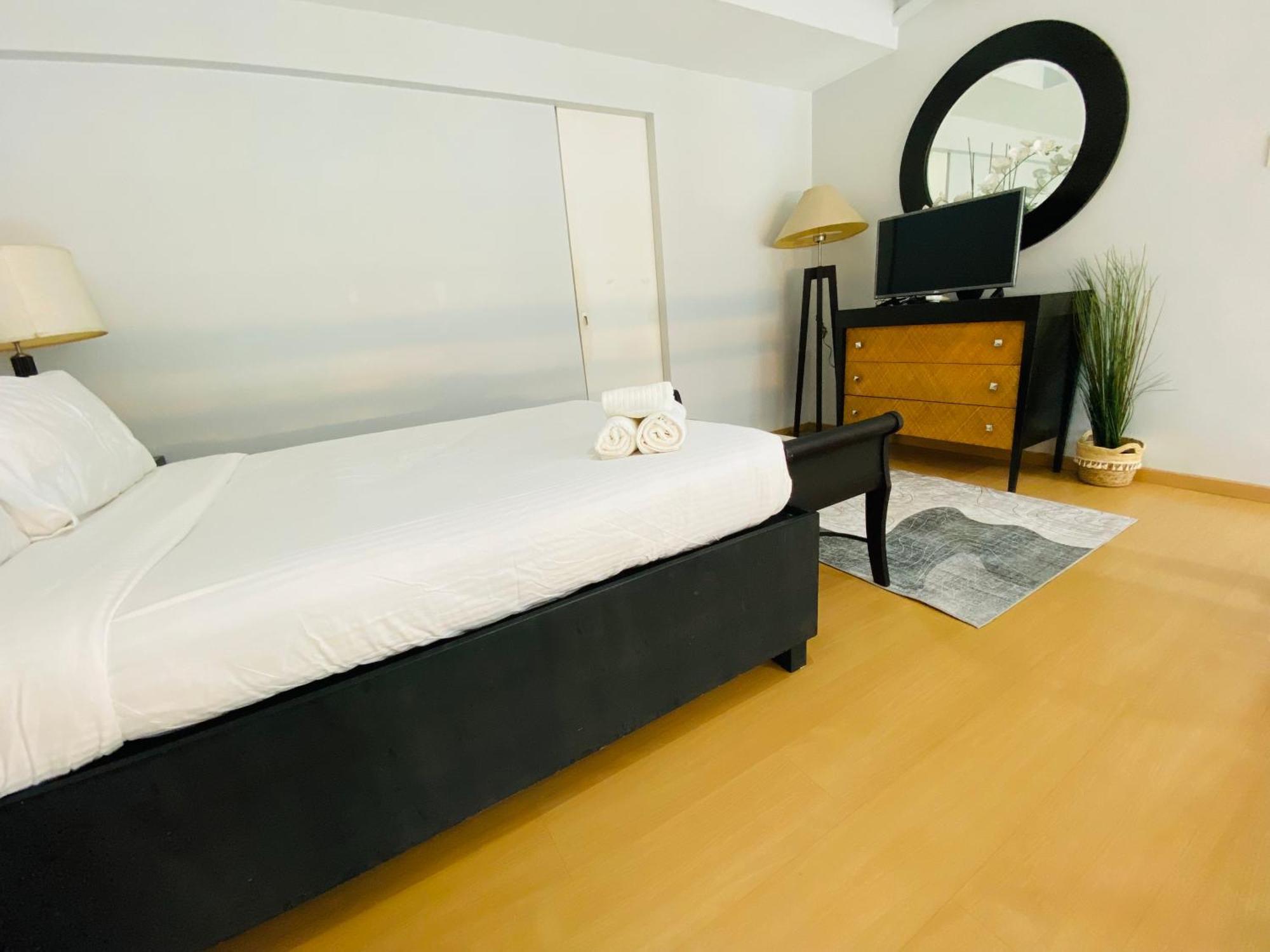 Avant At The Fort By Urban Realty Manila Esterno foto