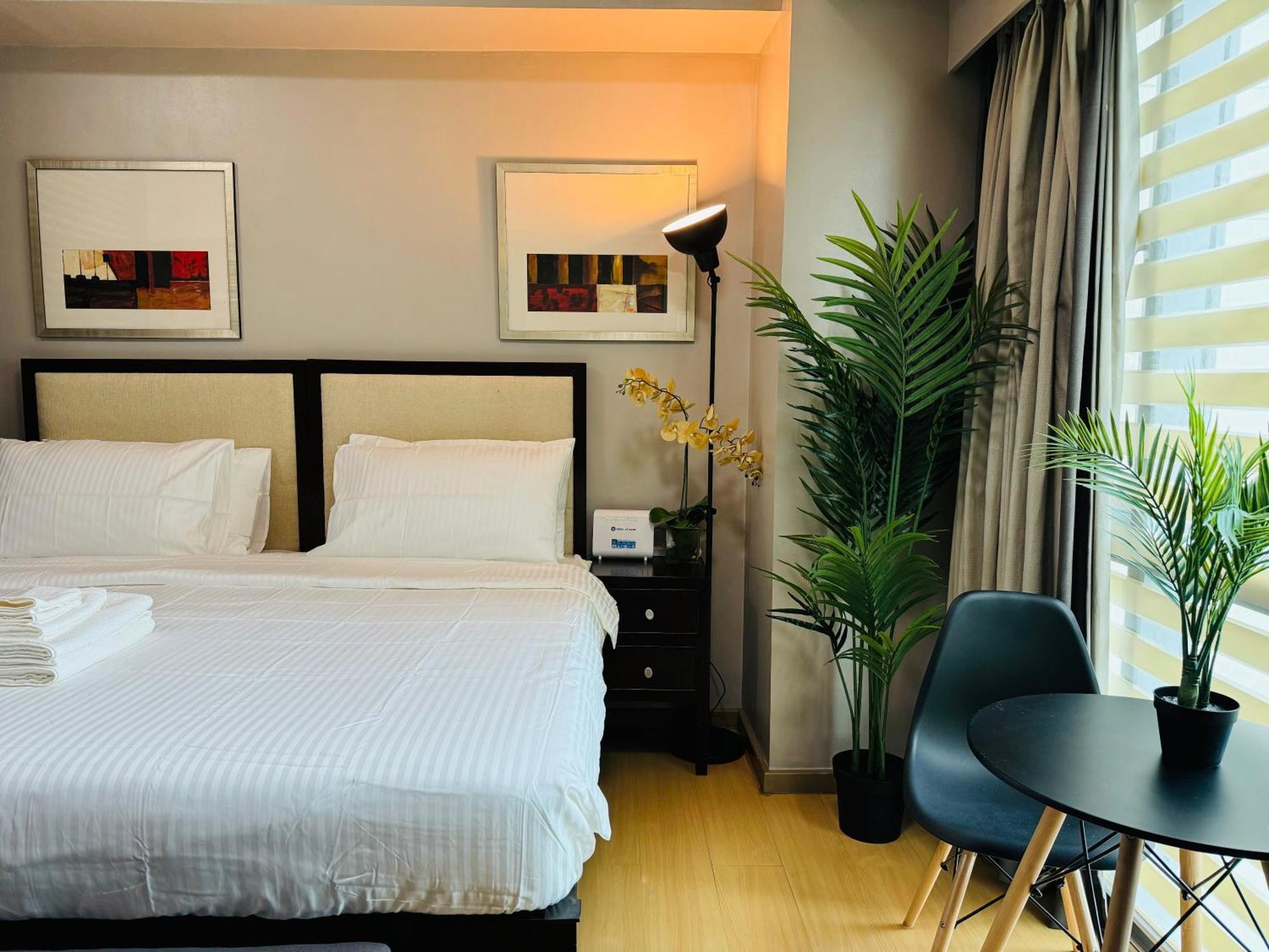 Avant At The Fort By Urban Realty Manila Esterno foto