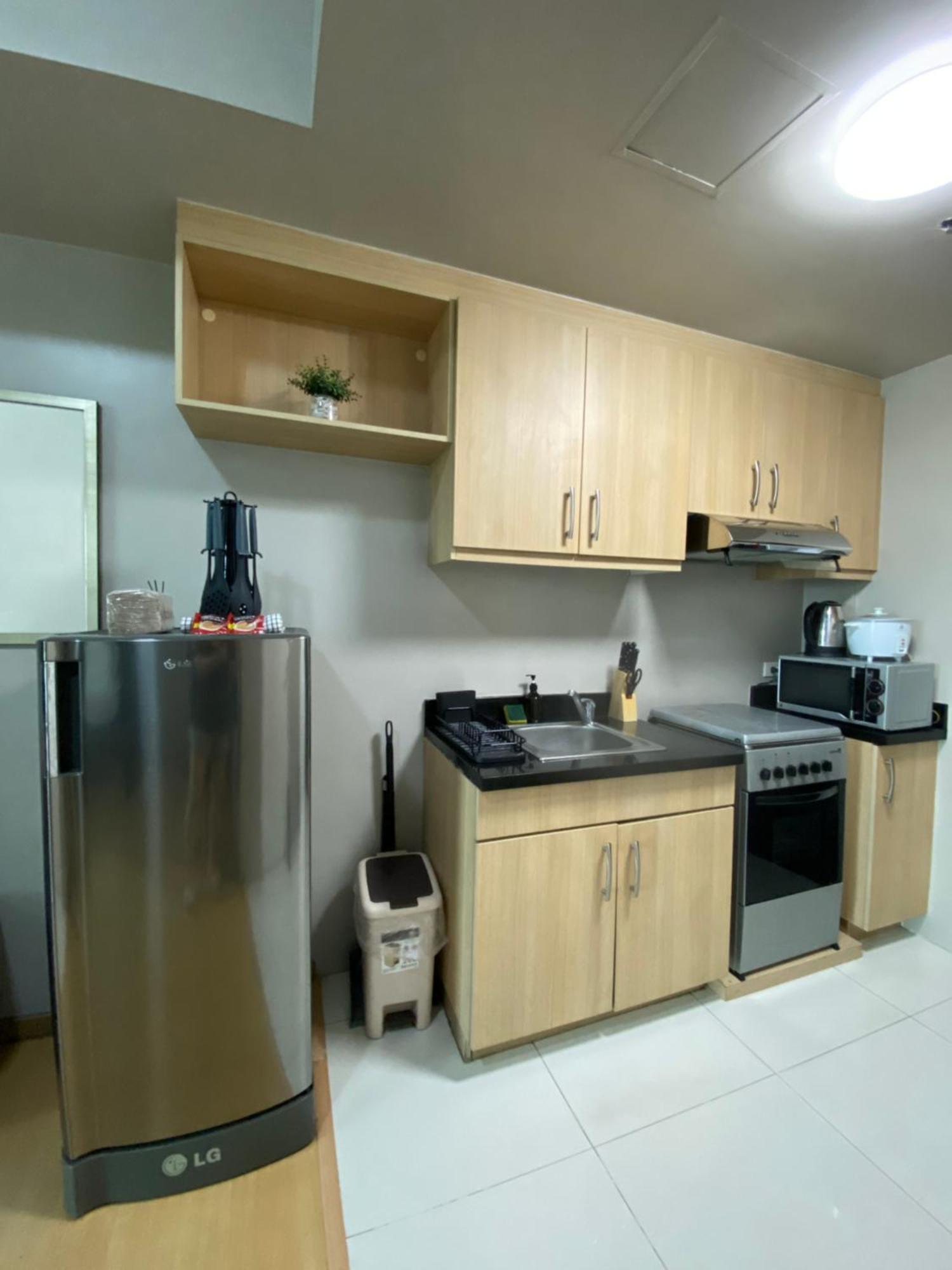 Avant At The Fort By Urban Realty Manila Esterno foto
