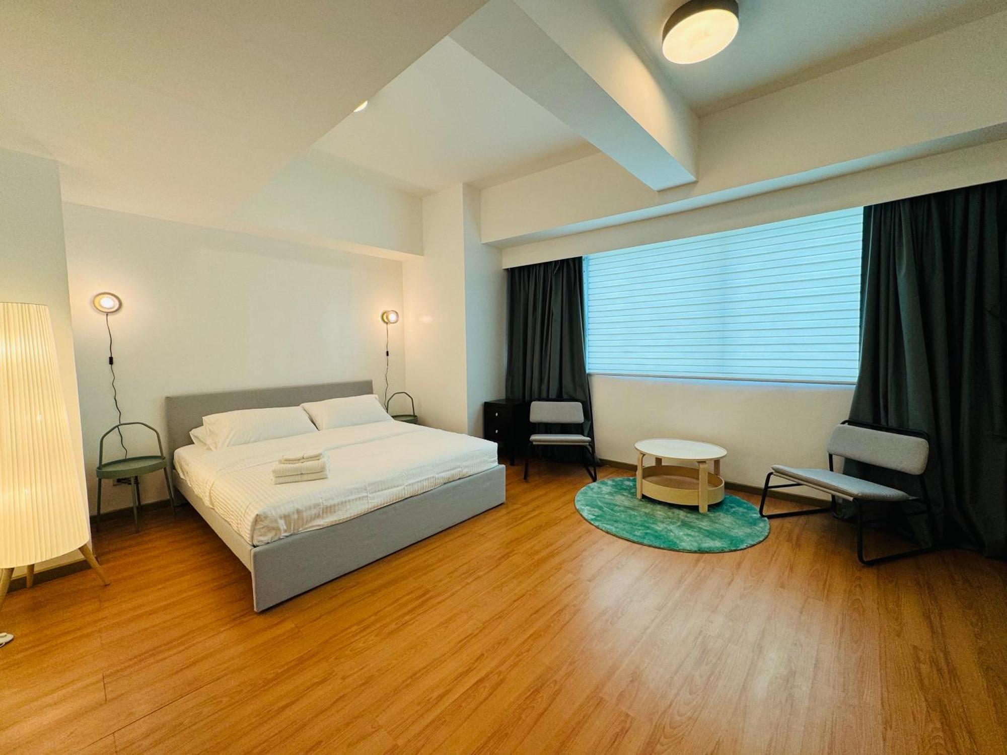 Avant At The Fort By Urban Realty Manila Esterno foto
