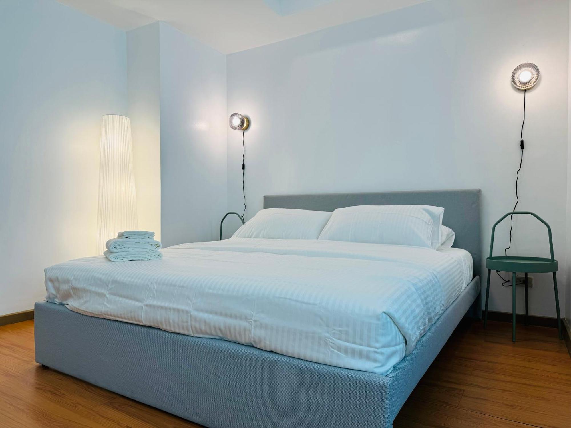 Avant At The Fort By Urban Realty Manila Esterno foto